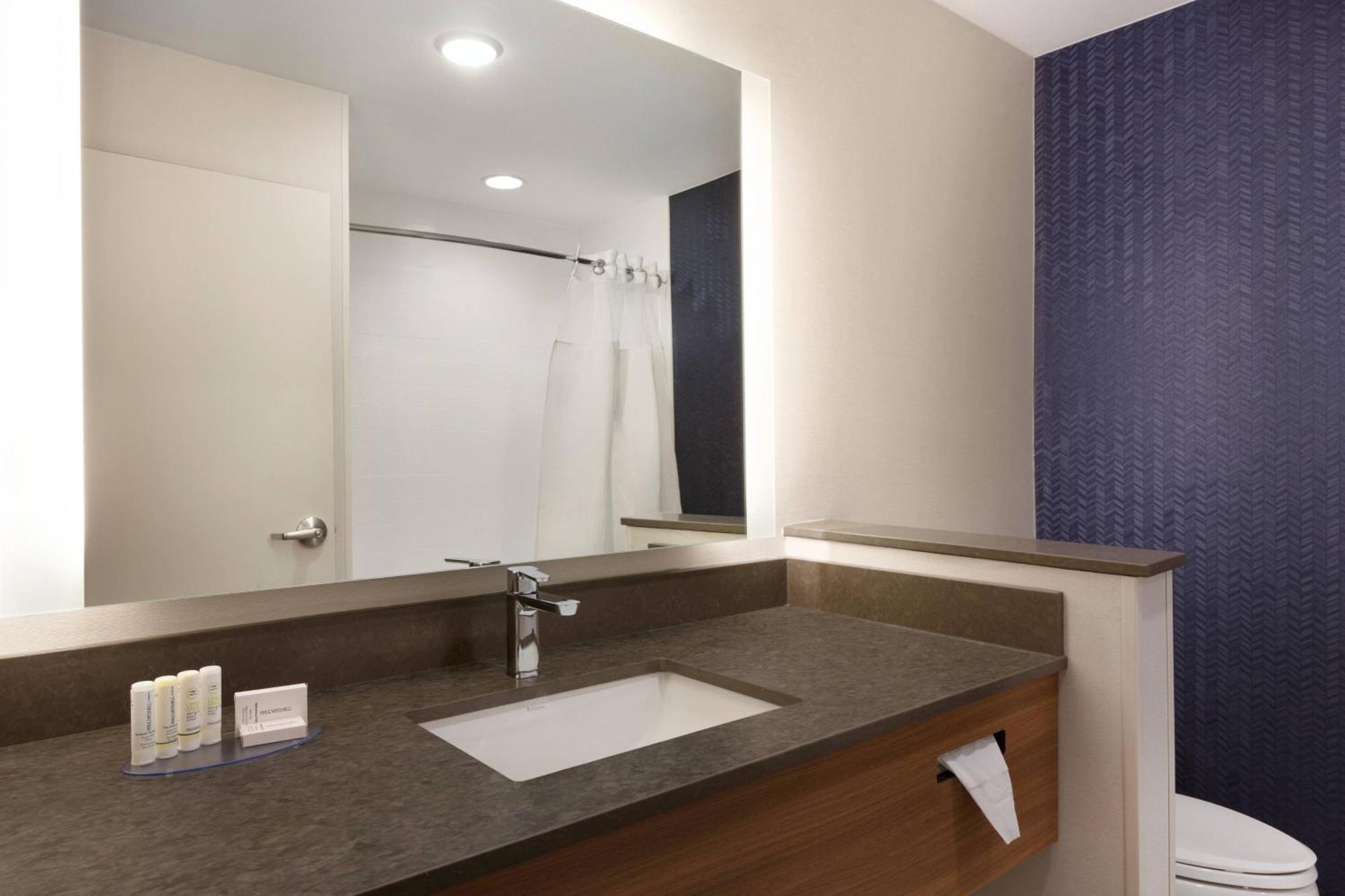Fairfield Inn & Suites By Marriott Boulder Лонгмънт Екстериор снимка
